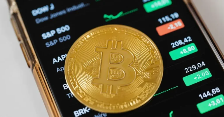 Bitcoin is doing something it hasn't done since 2014.